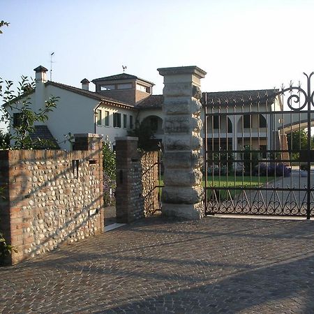 Agriturismo Due Torri Монтебелуна Екстериор снимка