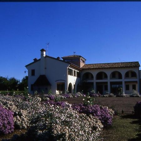 Agriturismo Due Torri Монтебелуна Екстериор снимка