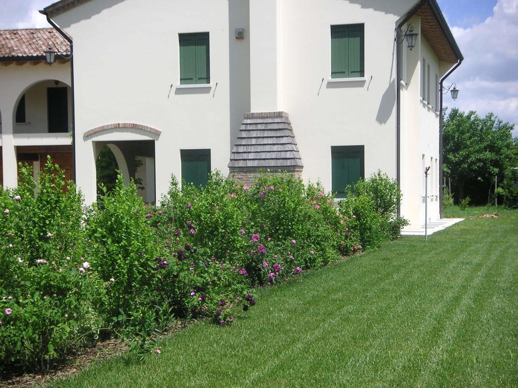 Agriturismo Due Torri Монтебелуна Екстериор снимка